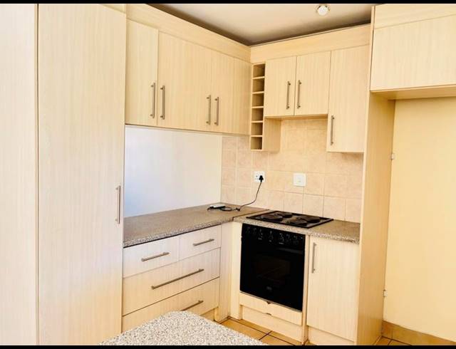 2 BEDROOM APARTMENT FOR SALE IN SHELLYVALE